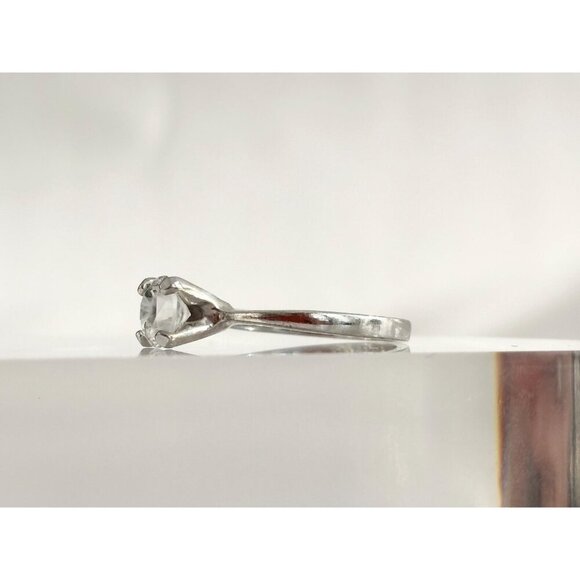 Avon Sterling Vintage Straight Shank Cubic Zirconia Engagement Style Ring - sz 6 - Picture 7 of 10